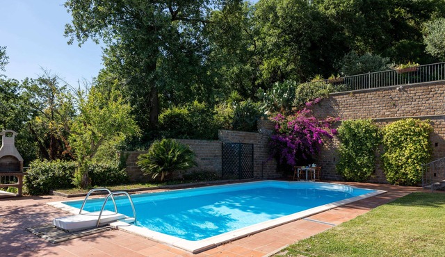Olivetello - Three Bedroom Villa, Sleeps 7