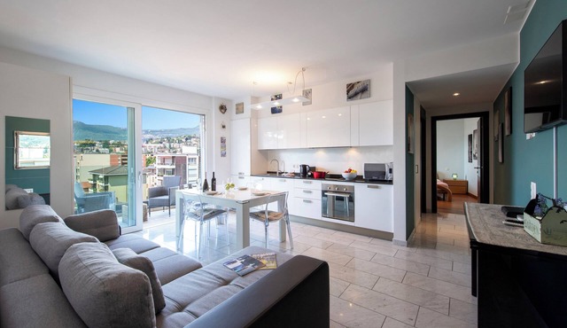 Panoramic Penthouse