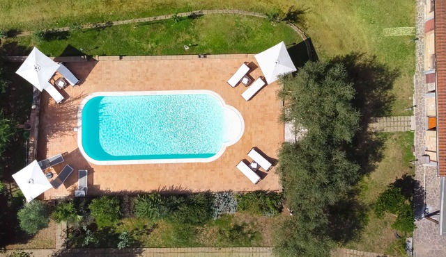 "Piancastagno Tower Estate" Stays with butler.