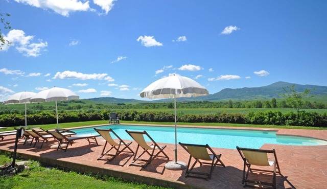 Pienza A - Apartment with pool