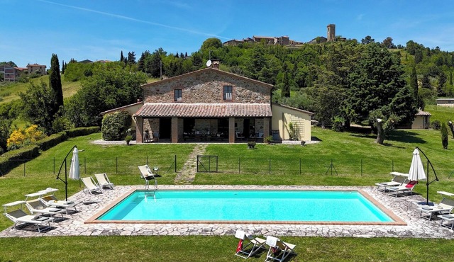 Podere San Lorenzo 12, Emma Villas