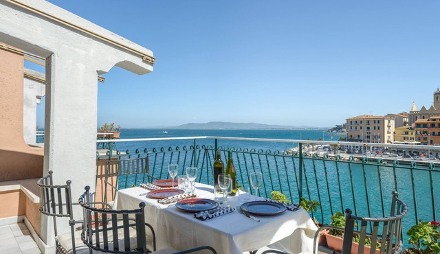 Porto Santo Stefano - The terrace on the sea - BY LinkHouses