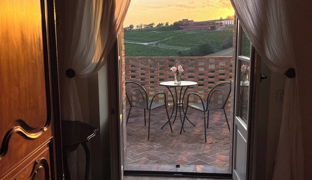 Private luxury Villa with pool in Italian countryside