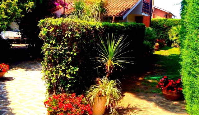 Private villa 500 meters from the sea Private Garden Resort Seaside 30 km from Rome