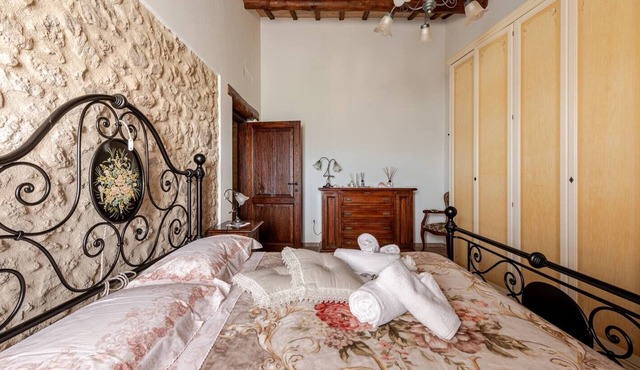 Quaint apartment with WiFi in charming Umbria