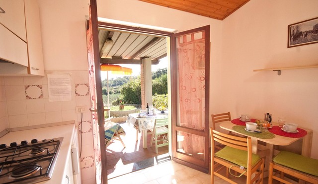 Residence La Valdana - 2 room apartment with swimming pool, tennis and parking 1km from the beach
