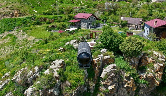 River Home Villa in Kaghsi