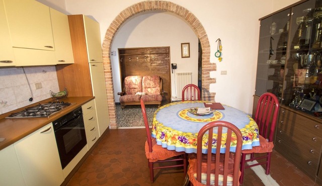 Rustic Tuscan Apartment
