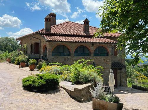 Sentire - Vegetarian Tuscan Villa & Resort