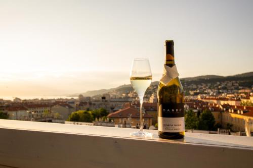 Skybar Trieste - Bay View, Private Balcony, Free Garage