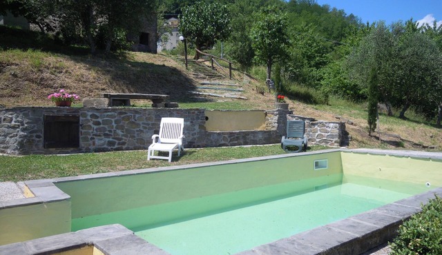 Small Private Villa In Hill Village,Pool & garden,Bagni di Lucca, Tuscany Ital