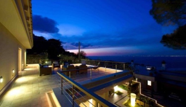 Sorrent Exquisite is a luxury villa to rent in Amalfi Coast, Sorrento
