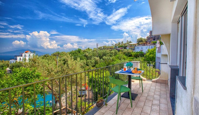 Sorrento Sea View Villa - 4BR, Panoramic Terraces & Private Parking