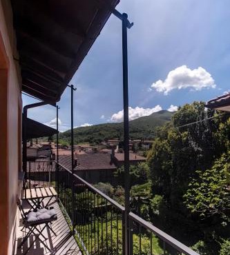 Spacious Apartment in the center of Bedero - verde