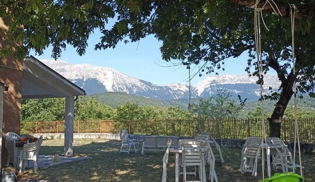Stay in comfortable farmhouse nestled in the nature of Maiella Park