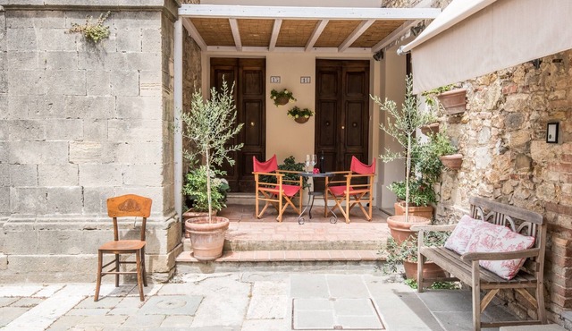 Studio "Radicondoli" with Balcony & Wi-Fi