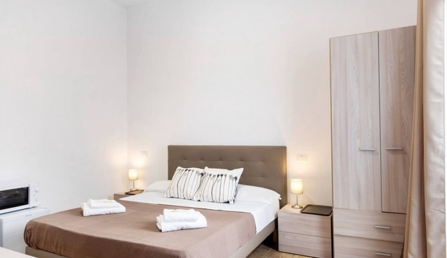 Studio with private bathroom is a part of the San Vincenzo Rooms Guest House and is perfect for 2 guests. The accommodation is located in the renovated period building in Vigonza, which is 10 minutes by car from the center of Padua and on the direct rout in Vigonza