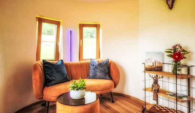 Stunning private villa for 3 guests with WIFI, hot tub, patio and panoramic view