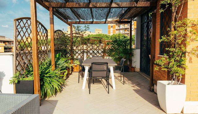 Sunset Apartment - One Bedroom Apartment, Sleeps 3