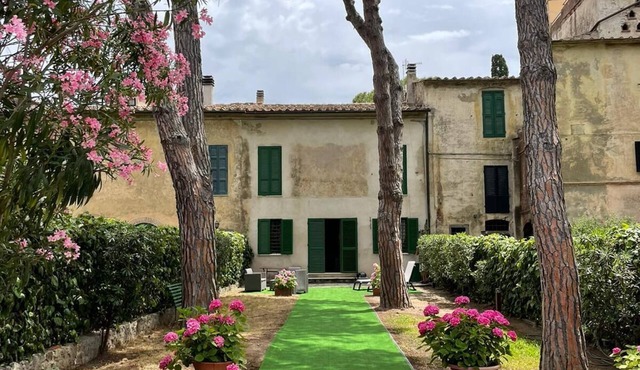 The Ancient Farmhouse of the 1800s