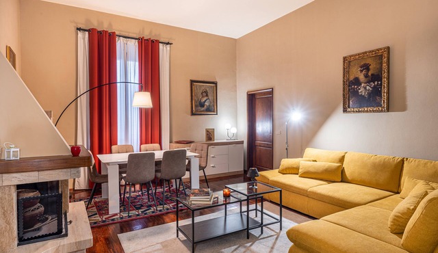 The downtown apartment 90 sqm " Ludyta House" free WiFi connection