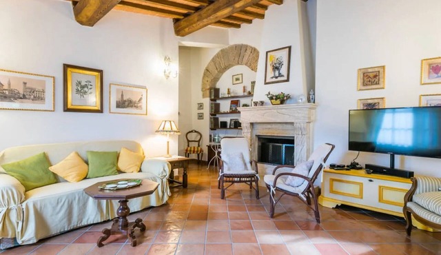 The Nest. For your relaxing holiday in Chianti. Comfort and a private pool.