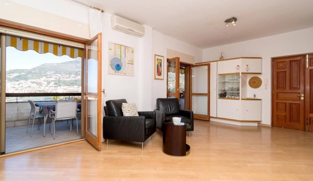 the view holiday house