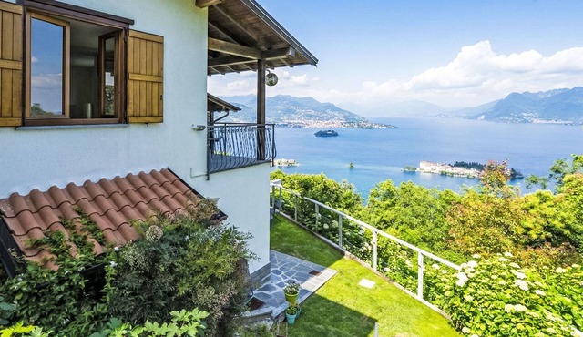 Tramonto (SEA116) by Interhome