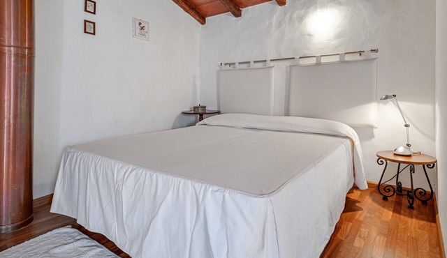 Triple Room with Mountain View, Shared Terrace and Wi-Fi