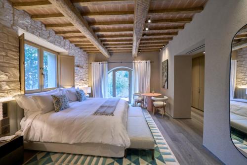 UMBRIA COUNTRY HOUSE Antognolla Golf Luxury Estate