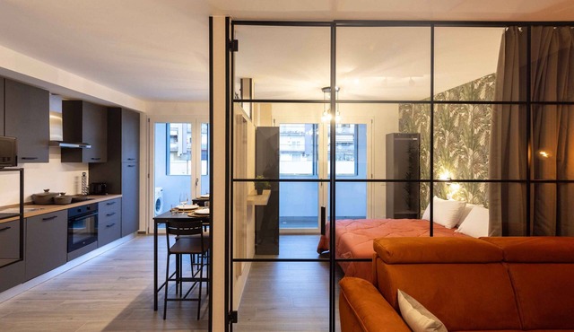 Urban Chic 2 Luxury Suites Apartment in Rome