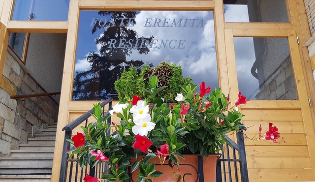 Vacation Home "Residence Fonte Eremita" with Mountain View, Shared Garden & Wi-Fi