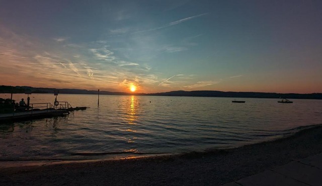 Valo Central - Wohnung mit Arbeitsplatz am Zürichsee