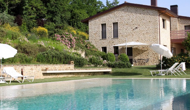 Villa "Amazing Assisi" with Private Pool, Private Terrace & Wi-Fi
