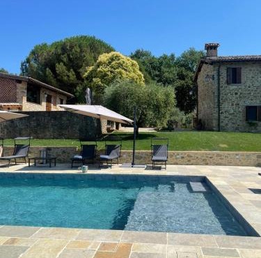 Villa Casanova - Countryside Villa with Private Pool near Calzolaro