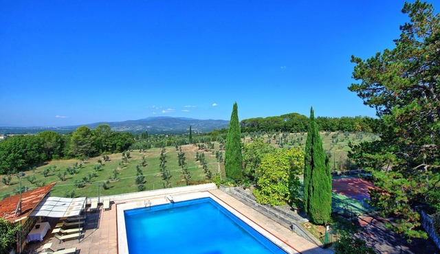 Villa Cuculo - Holiday villa with swimming pool in Valdichiana, Tuscany in Patrignone