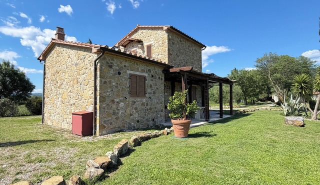 Villa Il grottino 5 minutes from the waters of Terme di Saturnia