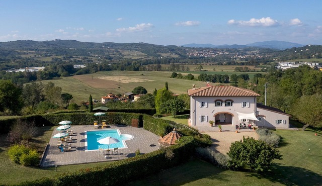 Villa il Magnifico 10, Emma Villas