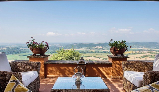 Villa in Otricoli with 4 bedrooms sleeps 8