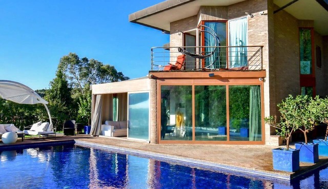 Villa Laguna - Three Bedroom Villa, Sleeps 6