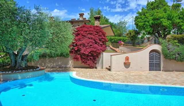 Villa Paradiso–Villa with private pool, Umbria