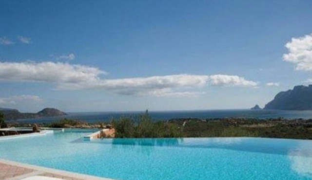 Villa Salamandra, Sardinia, with private pool