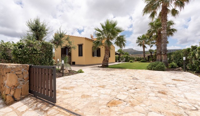 Villa "Summer Spritz" near the beach with Mountain View, Wi-Fi in Custonaci Trapani