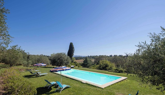 w* | Charming Tuscan Tower with Private Pool in Firenze