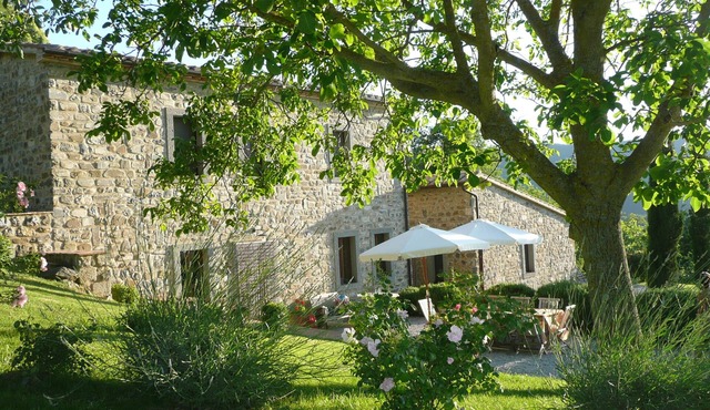 Your dream home! In harmony with nature! Priv. Pool - fantastic views!