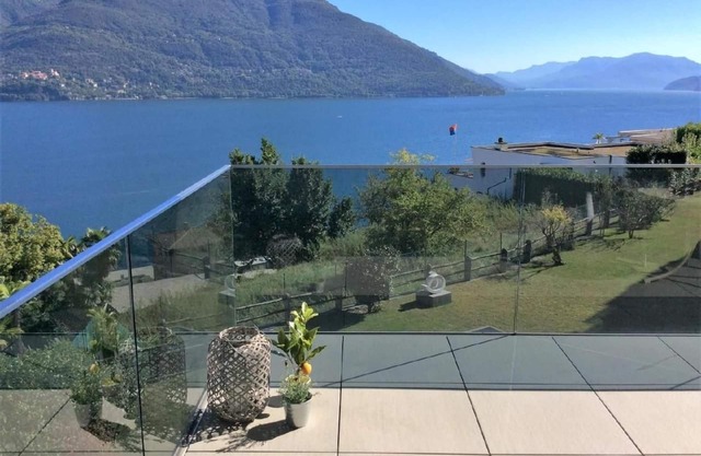 Flat with balcony in Brissago