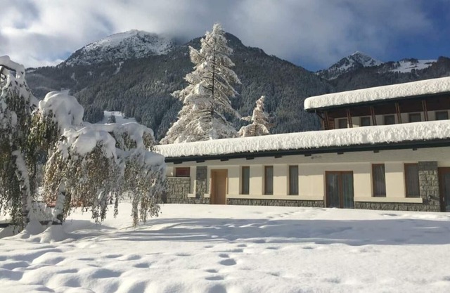 Residence in Gressoney-saint-jean with 1 bedrooms sleeps 6