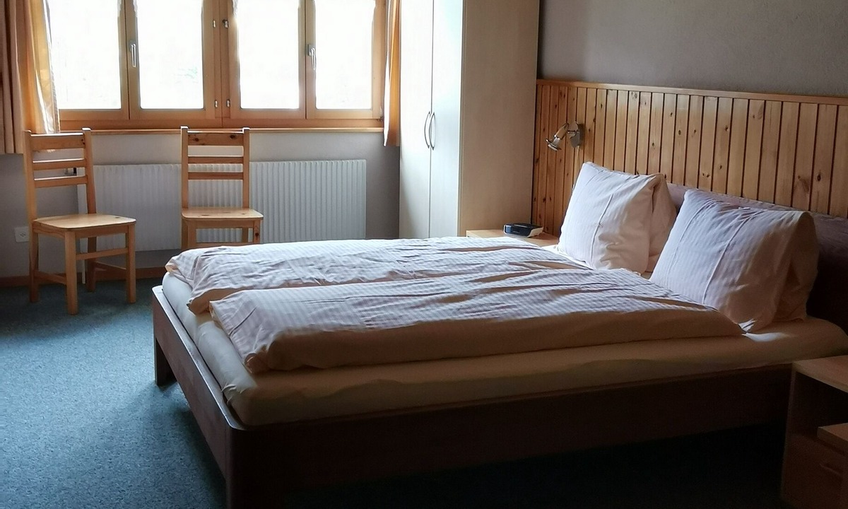 Obergesteln Bed & Breakfast | Pension Lärch