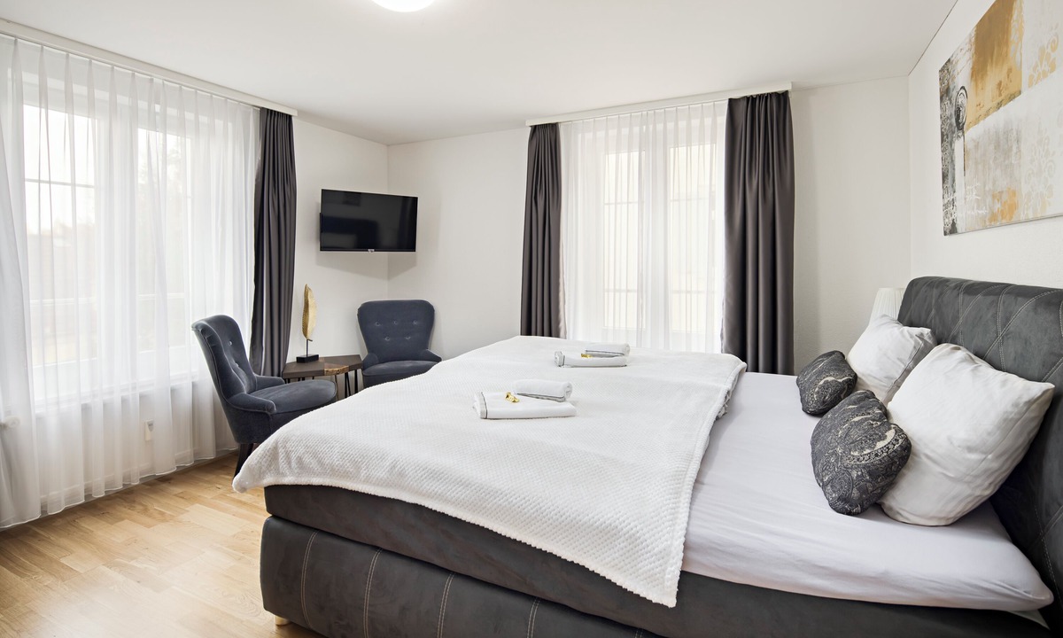 St. Gallen Apartment | VISIMO Apartments Felsenstrasse St Gallen - Elegant heritage building in a quiet neighbourhood