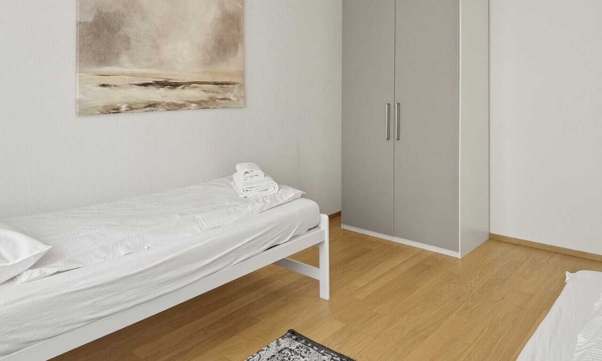 Sihlfeld Apartment | 2BR flat in the city center (West 12)